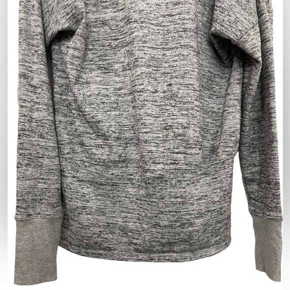 Athleta Running Pullover Sweater Kangaroo Pockets Turtle Neck Size S Grey - Picture 6 of 14